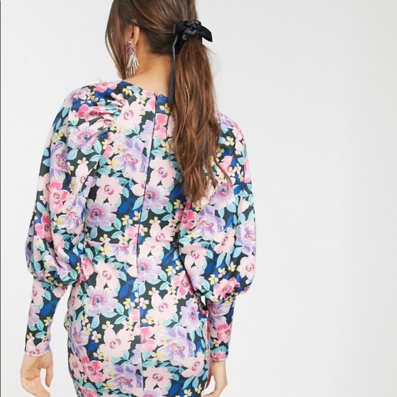 Floral dress - Picture 2 of 3